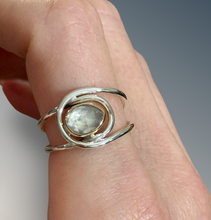 Load image into Gallery viewer, Horizontal Layered Lilac Zircon Ring