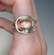 Load image into Gallery viewer, Horizontal Layered Oregon Sunstone Ring
