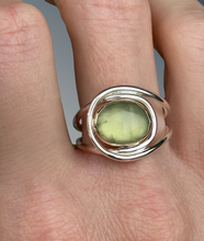 Load image into Gallery viewer, Horizontal Layered Prehnite Ring