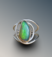 Load image into Gallery viewer, Layered Welo Opal Ring with Gold