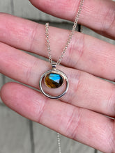 Load image into Gallery viewer, Small Labradorite Circle Necklace
