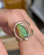 Load image into Gallery viewer, Layered Welo Opal Ring with Gold
