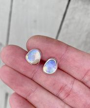 Load image into Gallery viewer, Simple Welo Opal Studs